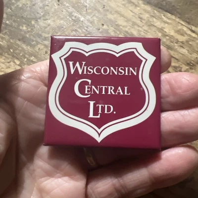 Ímã de geladeira vintage Wisconsin Central Limited Railroad RR - Imagem 1 de 3