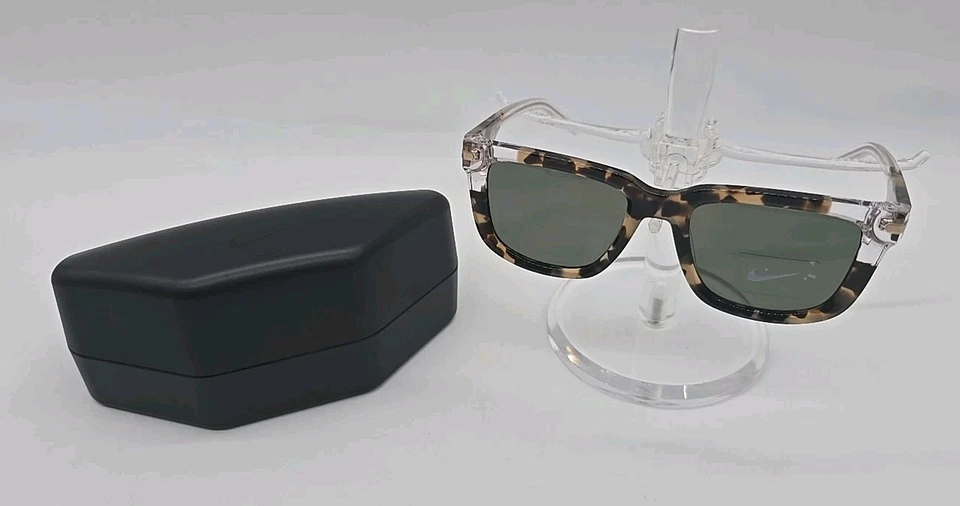 GAFAS DE SOL NIKE CRESCENT FALL IHO898X CAQUI TORTUGA/VERDE LENTES 54 20 145 MM NUEVAS Foto 1 de 4