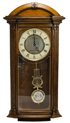 Reloj de campana Bulova C4331 Hartwick, nogal 29,75 x 14 x 5,5 Foto 1 de 4