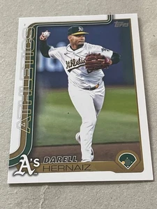 2025 Topps Series 2 - Darell Hernaiz #695 - Picture 1 of 1