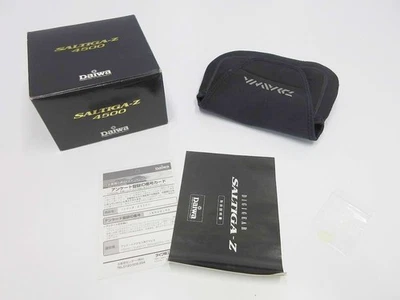 DAIWA SALTIGA Z 4500 ACCESORIOS ESTUCHE CARRETE GIRATORIO NEGRO EXCELENTE+++++ Foto 1 de 4