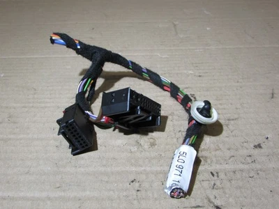 Skoda Yeti Mk1 Hatch right rear door wiring loom harness connector plug - Image 1 of 4