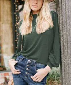 Amaryllis Olive Blouson Boatneck Women's Top Size Large - Picture 1 of 1
