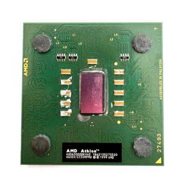 SKT  462 - AMD - ATHLON XP BARTON 3000( AXDA3000KV4E ) -FSB 400  -FUNZIONANTE - Immagine 1 di 2