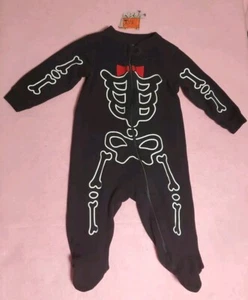 HALLOWEEN BLACK AND WHITE SKELETON WITH RED BOW TIE BABY ONE PIECE 6-9 MONTHS - Picture 1 of 4