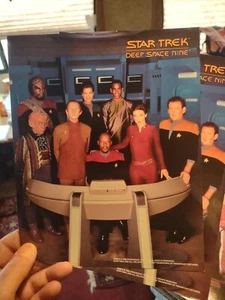 Lot 2 Star Trek Voyager 8x10 Photo FULL CAST - Picture 1 of 2