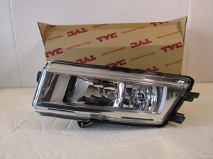 Fog Light Assembly-Regular TYC 19-12096-00 fits 12-15 VW Passat - Picture 1 of 4