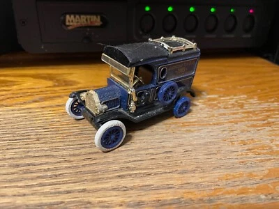 Furgoneta de reparto Ford Modelo T 1985 American Toy Fair ERTL 1913 con emisiones envío gratuito Foto 1 de 4