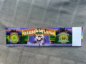 PTILUC ÉTIQUETTE BD BOITE WEED HERBE QUI FAIT PLANER ABSOLUTE BEUH EN ÉTAT NEUF - Imagen 1 de 4