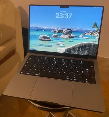 Macbook pro 14 2021 ( M1 pro / 32go / 512Go) - Photo 1/4