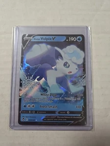 Alolan Vulpix V 033/195 Ultra Rara 2022 Pokemon Tempesta d'Argento  - Foto 1 di 2