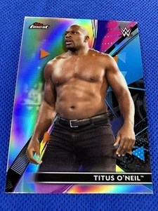 2021 #39 Titus O'Neil Topps Finest WWE RAW Refractor - Picture 1 of 2