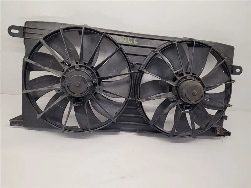 01-05 PONTIAC BONNEVILLE Radiator Fan Motor Fan Assembly SE 12487606  - Image 1 of 4