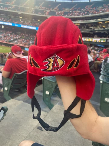 Los Angeles Angels  Anaheim Ducks Hockey Helmet Beanie Hat Cover