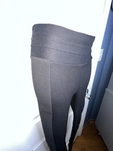 Pantalón Legging Zara Mujer X Pequeño Negro Acanalado Ponte Cintura Alta Recortado XS - Imagen 1 de 17