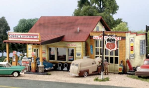 Woodland Scenics Pre-Fab Sonny's Super Service N Railroad Train Building PF5203 - Picture 1 of 7