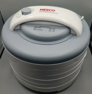 NESCO FD-61WHCK, Lebensmittel Dörrapparat mit Ruckpistole, weiß, 6 Fächer mit Mängeln - Bild 1 von 10