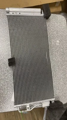 Condensador de aire acondicionado para Buick Encore 2015-2022 83499HXQD 2018 2019 2016 2017 2020 2021 Foto 1 de 2