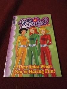 Totally Spies Cine-Manga #4: Time Spies When You're Having Fun (2005) - Afbeelding 1 van 3