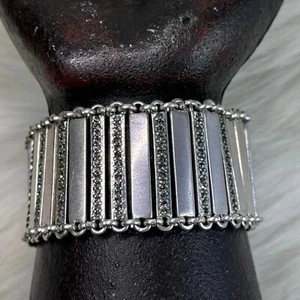 Kenneth Cole Silver Tone Link Bracelet w/ Rhinestones Magnetic Closure - Picture 1 of 8