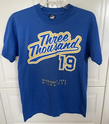 Milwaukee Three Thousand 19 19 9 月 9 日 1992 年衬衫 L 码 — 第 1/4 张图片