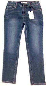 Women's Croft & Barrow Premium Denim Straight Leg Blue Jeans Size 6P (28/28) NWT - Picture 1 of 3