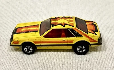 Mustang Hot Wheels Turbo años 80 amarillo con BWs Foto 1 de 4