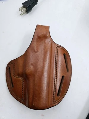 Bianchi Leather Pancake Holster 7/7L Beretta  3 Slot RH  - Image 1 of 4