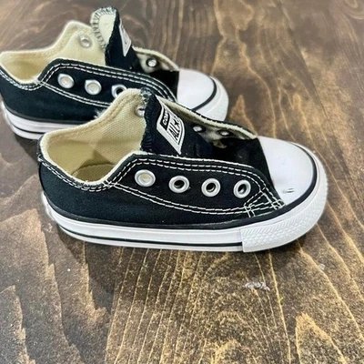 Patinador grunge blanco y negro Converse All Star 5c (faltan cordones para zapatos) Foto 1 de 4