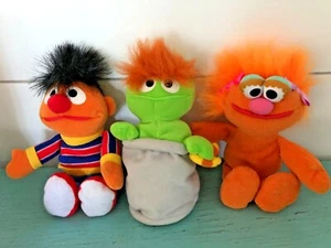 Vintage 1997 Tyco Beanie Lot 3 Sesame Street Ernie Oscar Zoe Bean Bag Dolls  - Picture 1 of 1