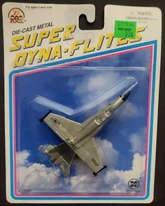 1995 Super Dyna-Flites McDonnell Douglas F-18 Die-Cast Metal Zylmex Sealed - Picture 1 of 5