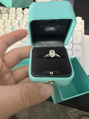 Anillo de compromiso Tiffany Co talla 7 Foto 1 de 2