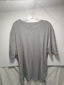 Camiseta Nike Dri Fit Para Hombre Gris Poliéster XL Cuello Redondo Manga Corta  - Imagen 1 de 4