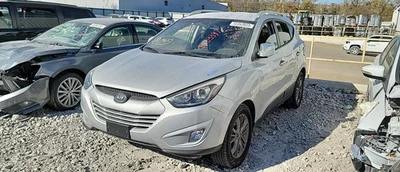 2014 Hyundai Tucson Automatic Transmission OEM 129K Miles - LKQ368205595 - Image 1 of 3