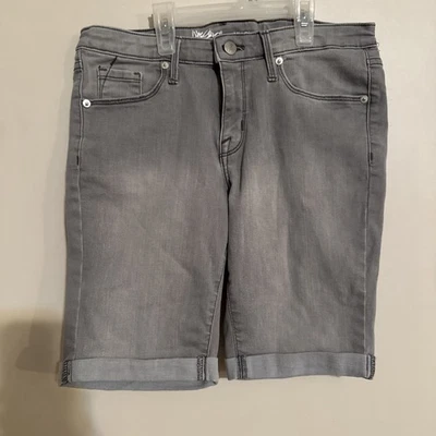 Pantalones Cortos Mossimo Para Mujer Talla 17 Azul Denim Bermudas Tiro Medio Bolsillo Solapas Cortos Foto 1 de 3
