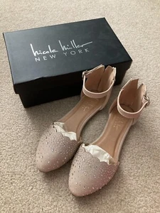 Nicole Miller Youth Girls Size 3 Ankle Strap Flat Rhinestones Grey Dress Shoes - Picture 1 of 6