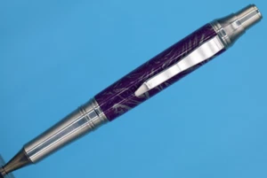 Pluma Liberty Click hecha en Estados Unidos en acero inoxidable estándar con barril compuesto de metal - Imagen 1 de 8