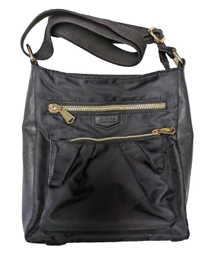 Tiracolo de náilon Aimee Kestenberg com acabamento de couro Tyler preto - Imagem 1 de 4