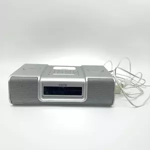 iHome IP9 Speaker Dock With Clock Radio for iPod and iPhone Silver - NO REMOTE - Picture 1 of 6