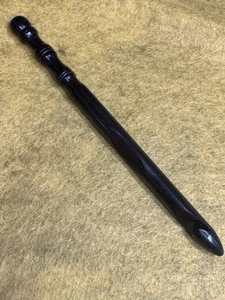 Hand carved Beautiful AFRICAN BLACK WOOD  YARN  CROCHET HOOK  size M - Picture 1 of 2