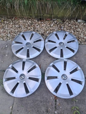 SET OF 4 GENUINE  VOLKSWAGEN TRANSPORTER  16" WHEEL TRIMS 7LA601147  Ex Con. — 第 1/4 张图片