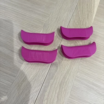 TUPPERWARE - Kitchen Tools / Utensils - Carrier Bag Handle Supports x4 PINK - Image 1 of 3