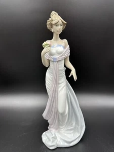 Figura ""Summer Infatuation" de Lladro, Lladro 6366 edición de estreno 1997 hecha a mano - Imagen 1 de 10