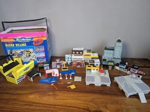 Micro Máquinas 50 Piezas Village + Gasolinera + Extras Lote de Trabajo Paquete - Imagen 1 de 12