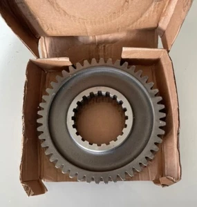 World American Mainshaft Gear 20022, new with box; Transmission Part 1749425 - Picture 1 of 3