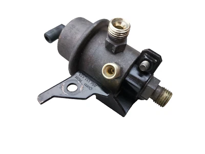 AUDU Fuel Pressure Regulator BOSCH 034133534F 0438161016 - Image 1 of 4