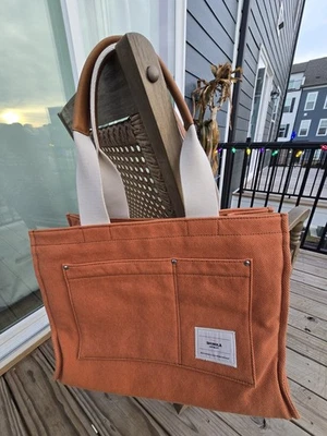 全新无标签 SHINOLA RUNABOUT 托特包棕色帆布。 — 第 1/4 张图片