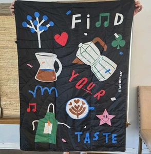 Starbucks Korea 2021 Graphic Creative Comforter Quilted Blanket 39"×53" Promo - Picture 1 of 6