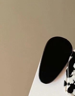 South Korea's new personality temperament side clip duckbill clip simple - Image 1 of 4