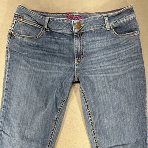 Wrangler Jeans Womens Sz 15/16x34 Blue Boot Western Cowgirl American Denim - Picture 1 of 12